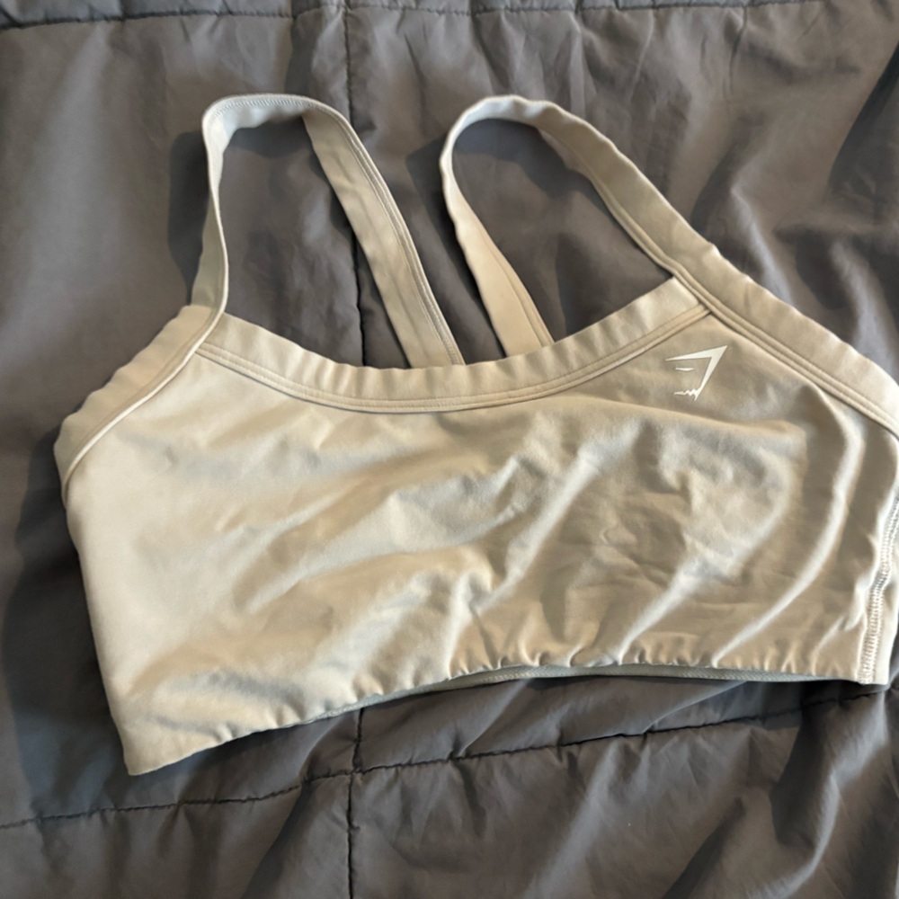 Gymshark Women’s Sports Bra, Size Small Color light tan. Only wore once.
